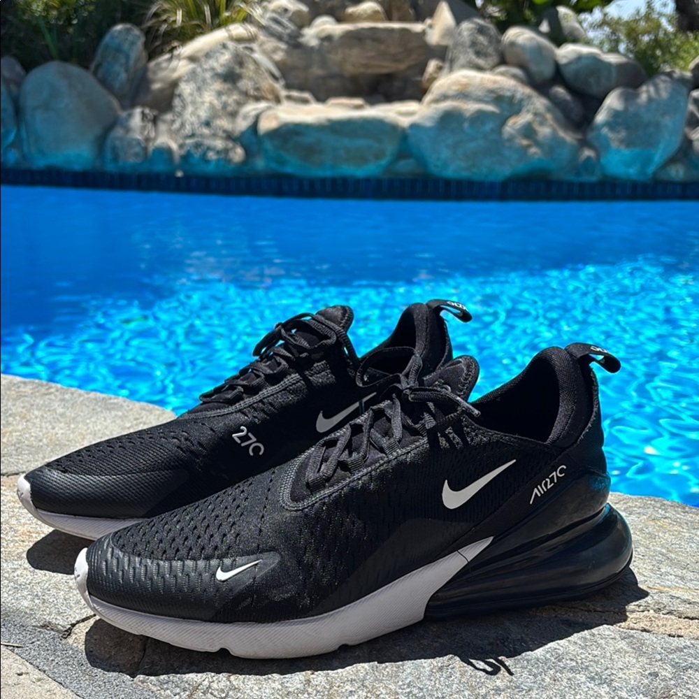 Nike Men’s Air Max 270